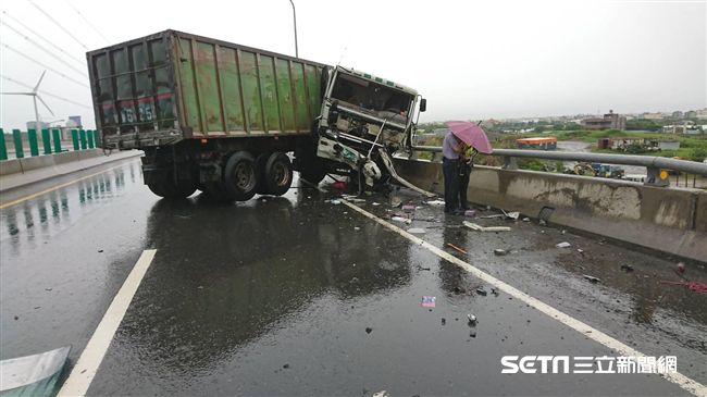 單親爸車禍摔下橋亡　獨留兒慘失依靠