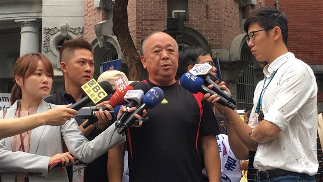 軍改若強行通過　吳斯懷將提集體釋憲