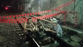 野青眾　闖台鐵　翻攝自PTT