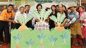 雲林縣府宣傳農村體驗遊程雲林縣政府輔導各社區協會及農會推出多條遊程，19日舉辦2018農村體驗遊程宣傳記者會，歡迎民眾到雲林感受農村熱情、親近土地。中央社記者葉子綱攝  107年6月19日