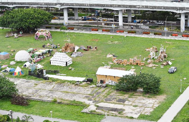 自知之明？！趕在市府前野青眾拆建物