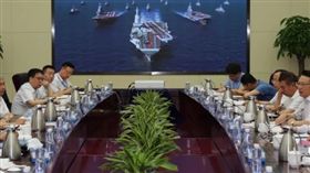 牆上一張照片露玄機　陸媒：中國將有3艘航母(圖/翻攝自環球網)