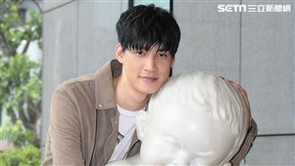 宏正默認秘戀女明星！嘴角笑容藏不住