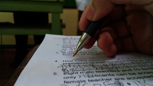 為防舞弊　阿爾及利亞每日斷網2小時