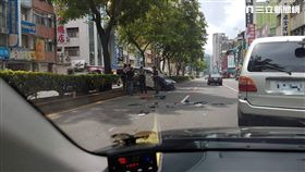 台中警車翻覆／翻攝畫面