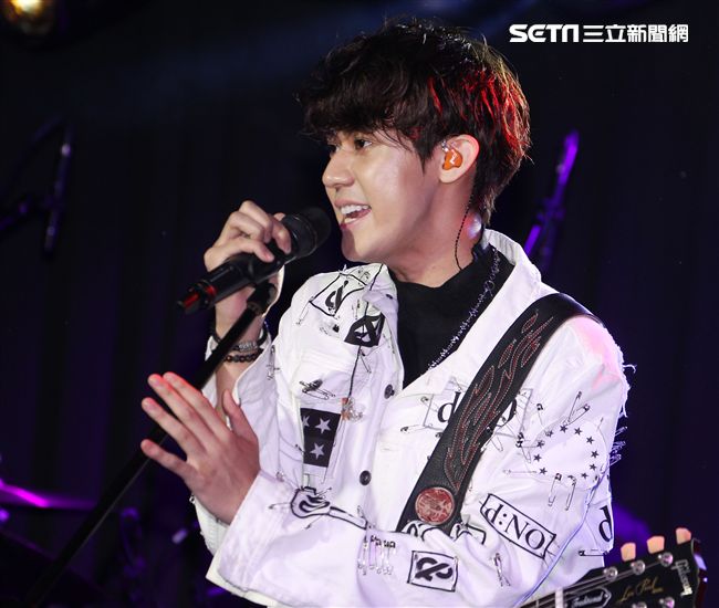 李玉璽第三張全創作專輯發片。（記者邱榮吉/攝影）