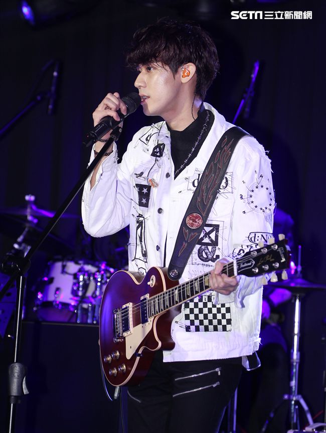 李玉璽第三張全創作專輯發片。（記者邱榮吉/攝影）