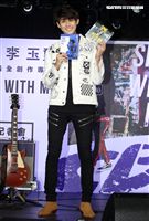 李玉璽第三張全創作專輯發片。（記者邱榮吉/攝影）