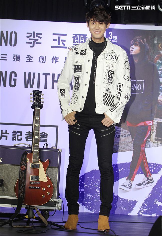 李玉璽第三張全創作專輯發片。（記者邱榮吉/攝影）