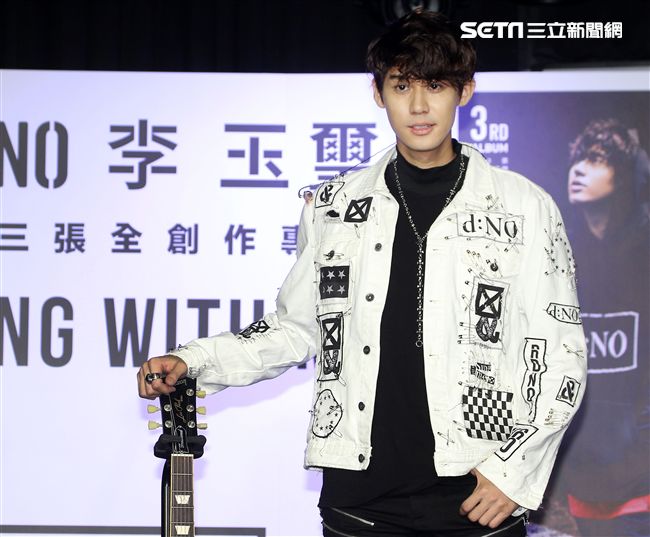 李玉璽第三張全創作專輯發片。（記者邱榮吉/攝影）