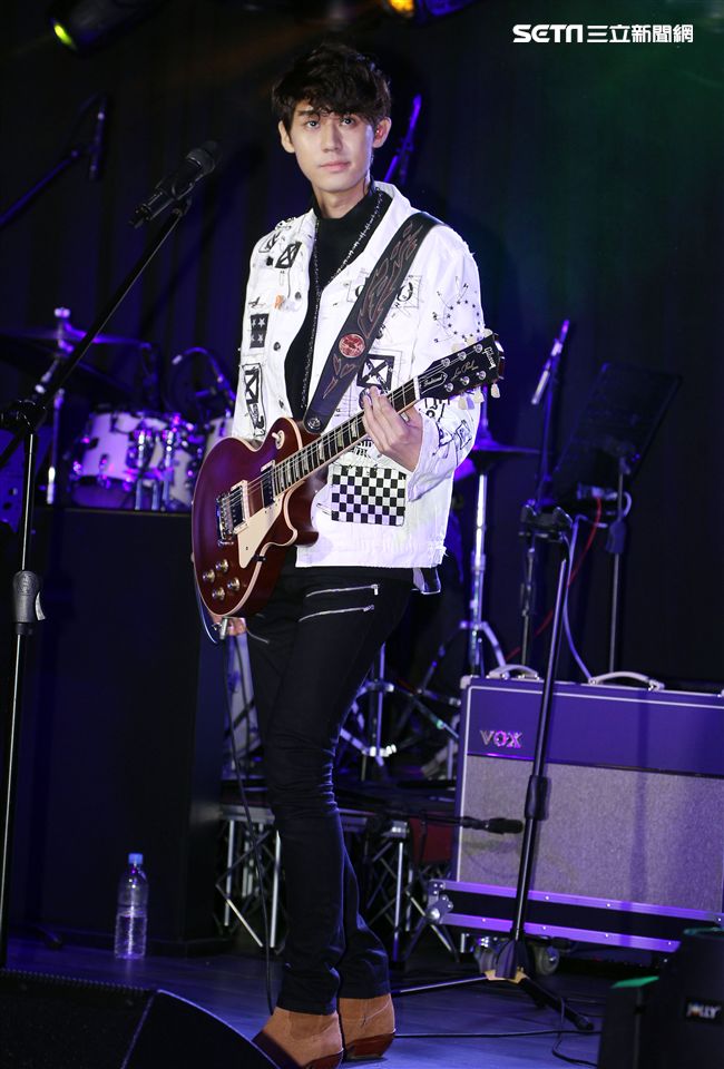 李玉璽第三張全創作專輯發片。（記者邱榮吉/攝影）