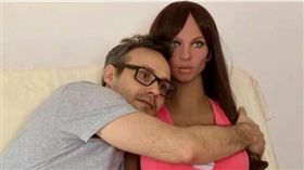 號稱能生孩子的機器人Samantha再進化！不滿挑逗，還能拒絕求歡。（圖／翻攝infobae）