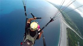 花蓮縣,新城鄉,業者,飛行傘,太平洋,遊客,冒險,飛航安全,航空站（圖／翻攝自臉書）