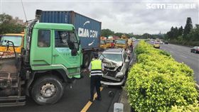 新北,國道3,車禍,聯結車,折甘蔗,休旅車,打滑（圖／翻攝畫面）