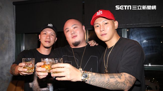 出道自認屌爆了！頑童熬10年才獲獎