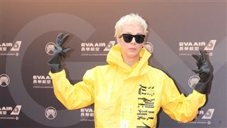 廖人帥比中指被嗆爆　駁：正常人反應