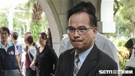 劉文雄葬禮，前台南縣長蘇煥智到場默哀 圖／記者林敬旻攝