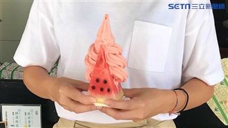 西瓜冰用西瓜當容器　高雄吸睛霜淇淋