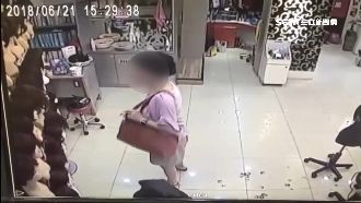 婦人3年半偷5頂假髮　業者怒抓賊