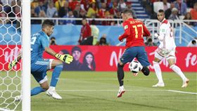 亞斯巴斯（右）。（圖／美聯社／達志影像）