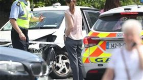 愛爾蘭,都柏林,汽車衝撞人群（圖／推特）