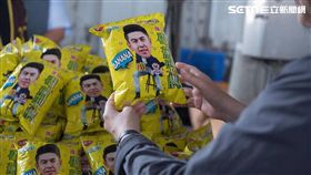 香蕉,價格,郭泰呈,乖乖公司,香蕉米乖乖,總統蔡英文,乖乖
圖／翻攝總統臉書