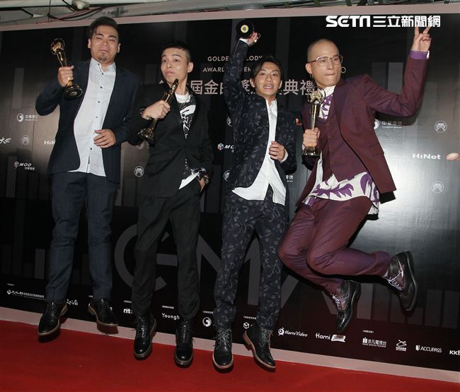 第29屆金曲獎最佳新人獎茄子蛋（黃奇斌、蔡鎧任、謝耀德、賴俊廷）。（記者邱榮吉/攝影）
