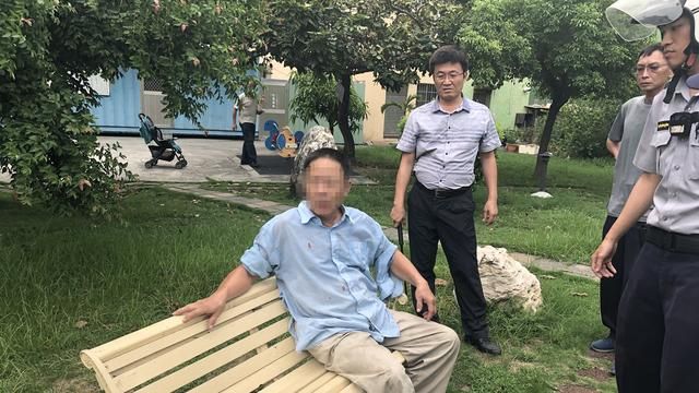 高雄菜市場爆衝突！男持菜刀怒砍3人