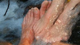 泡湯,牡羊座,純友誼,獅子座,男友,同意,吃飯,同房,砲友,專情,搭帳篷,爆廢公社 圖／翻攝自Pixabay https://goo.gl/KBCqQS