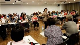 花博志工培力，市長夫人廖婉如期勉成為發光體。（圖／台中市政府）