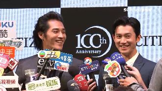 「兩大視帝」同框！藍正龍狂聊爸爸經