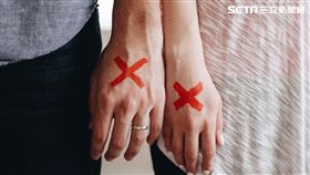 夫妻,外遇,偷吃,出軌(圖/pixabay)