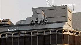 高中生爬樓0700(DL)