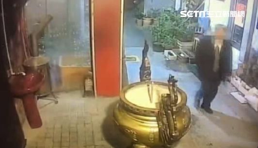 獨／破性侵冷案！色狼搶劫稱只想愛愛