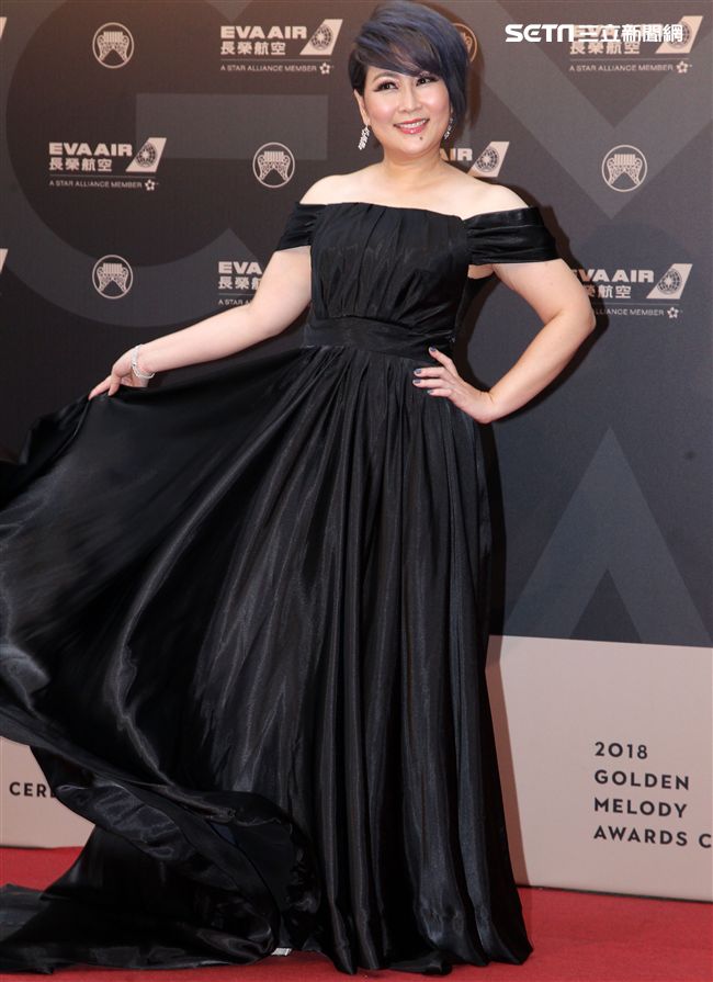 29屆金曲獎星光大道張秀卿。（記者邱榮吉/攝影）
