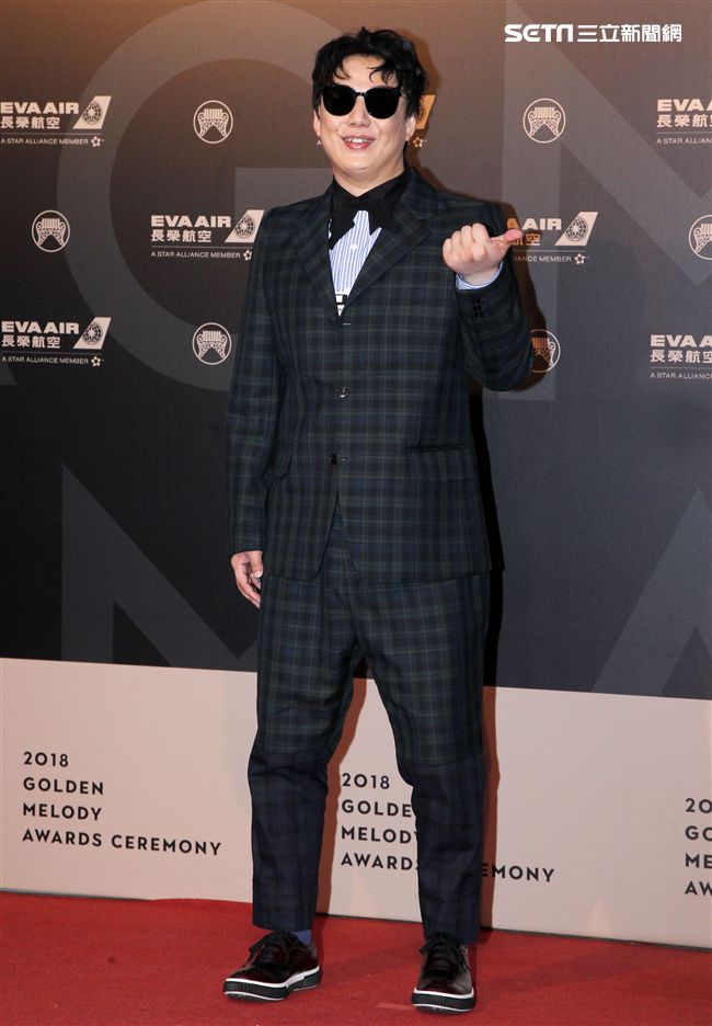 29屆金曲獎星光大道蕭煌奇。（記者邱榮吉/攝影）