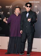29屆金曲獎星光大道蕭煌奇、陳明章。（記者邱榮吉/攝影）