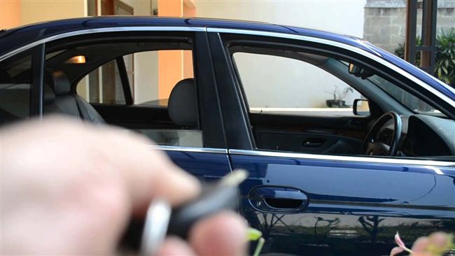 車內太熱別急著開A/C 先開窗透透