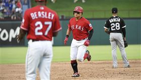 ▲德州遊騎兵韓國選手秋信守開轟連續上壘場次。（圖／美聯社／達志影像）