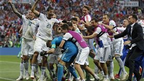 ▲挺進8強，俄羅斯全隊欣喜若狂。（圖／美聯社／達志影像）