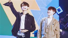  《偶像練習生》／「Nine Percent」／林彥俊跟尤長靖。（翻攝微博）。
