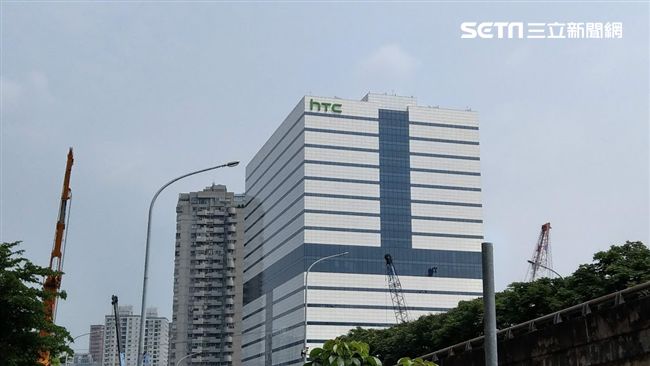 宏達電連虧3年今止血　仍執行裁員