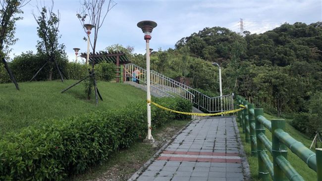 工人清洗水塔驚見腐爛屍體　嚇壞報案