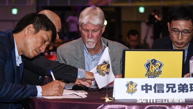 史耐德勝率未過半　中信肯定預期目標