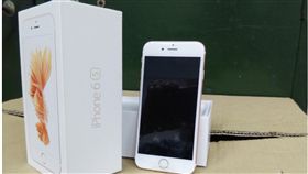 海關7/6標售沒入私貨及逾期貨關務署台北關表示，本次標售的沒入私貨及逾期貨共有44組，包含蘋果iPhone 6S智慧型手機，以及Sony、Samsung的智慧手錶等熱門商品。（關務署提供）中央社記者邱柏勝傳真 107年6月28日