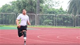 劉振民,跑步,義肢,門諾醫院（圖／翻攝自臉書門諾公益）