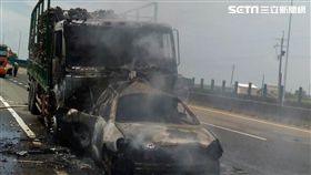 彰化運蚵貨車撞自小客車
圖翻攝畫面