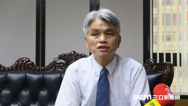 年底選舉　先領投九合一、再領投公投