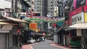 網友PO照質疑逢甲夜市沒落了，結果被罵爆。（圖／翻攝爆廢公社）