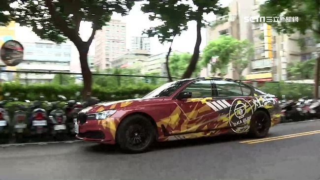 BMW霸氣送便當　知高飯老店拚外送
